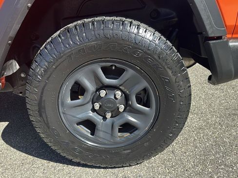 Used 2018 Jeep Wrangler Unlimited Sport AWD/4WD image 24