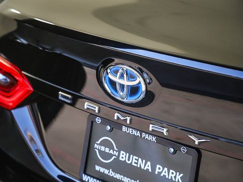 Used 2024 Toyota Camry XLE image 9