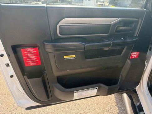Used 2020 RAM 5500 Tradesman w/ Safety Group AWD/4WD image 11