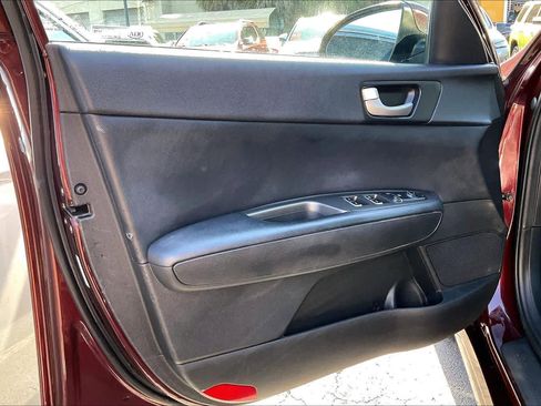 Used 2019 Kia Optima LX image 22