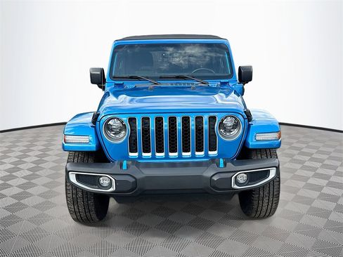 Used 2023 Jeep Wrangler Unlimited Sahara w/ Cold Weather Group image 2