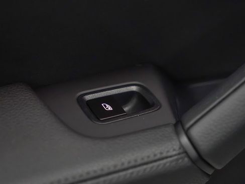 New 2026 Porsche Cayenne S image 16