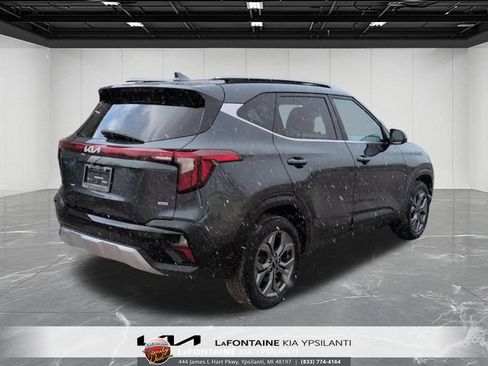 Used 2024 Kia Seltos S AWD/4WD image 8