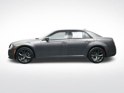 Used 2023 Chrysler 300 S image 9