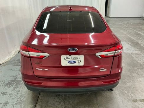 Used 2019 Ford Fusion SEL FWD image 5