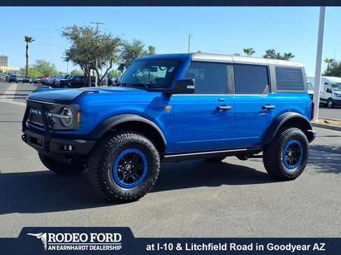 Certified 2023 Ford Bronco Badlands w/ Sasquatch Package AWD/4WD image 1