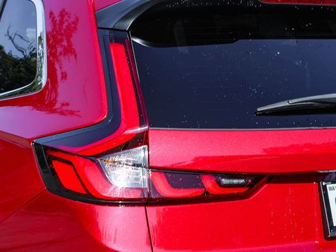 Used 2023 Honda CR-V Sport image 7