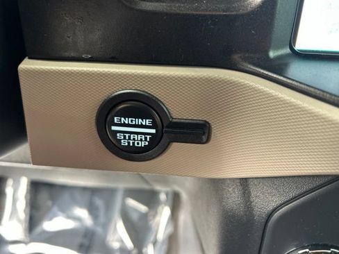 Used 2022 Ford Bronco Wildtrak AWD/4WD image 26