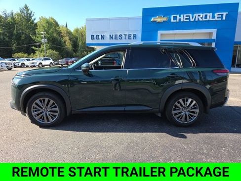 Used 2022 Nissan Pathfinder SL AWD/4WD image 6