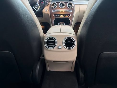 Used 2019 Mercedes-Benz C 300 4MATIC Sedan image 15