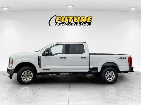Certified 2024 Ford F250 XLT image 10
