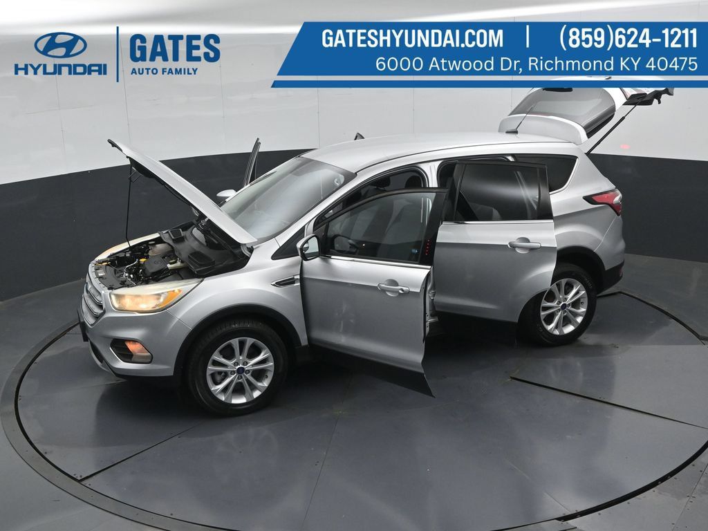 Used 2017 Ford Escape SE AWD/4WD image 53