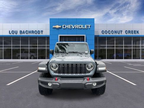 Used 2026 Jeep Gladiator Rubicon AWD/4WD image 3