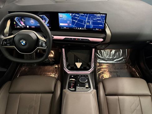 Used 2025 BMW X3 xDrive30i w/ Convenience Package image 17