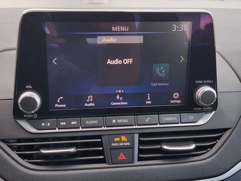 Certified 2022 Nissan Altima 2.5 SV image 13