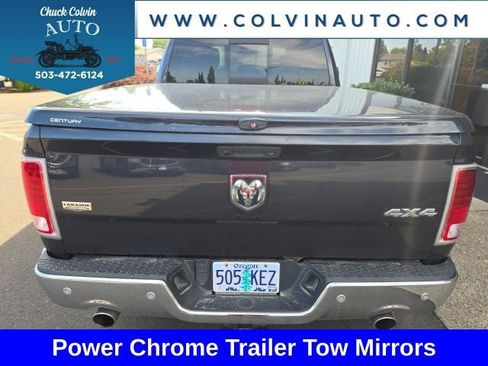 Used 2017 RAM 1500 Laramie w/ Convenience Group AWD/4WD image 7