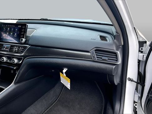 Used 2022 Honda Accord Sport Special Edition image 18