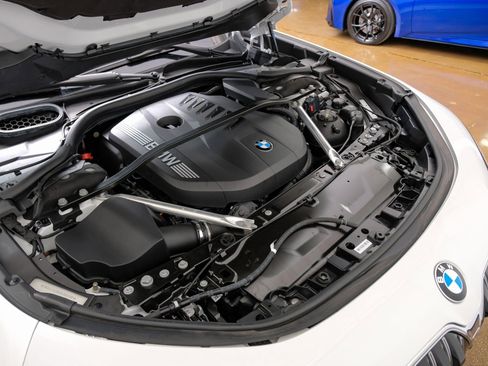 Used 2024 BMW 740i w/ Premium Package 2 image 63