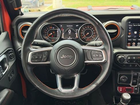 Used 2023 Jeep Gladiator Mojave w/ LED Lighting Group AWD/4WD image 15
