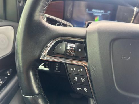 Used 2023 Lincoln Navigator Reserve AWD/4WD image 23
