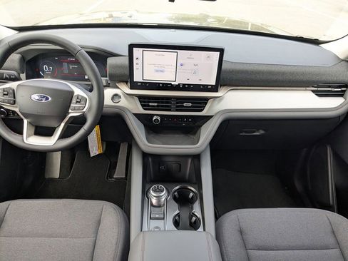 New 2026 Ford Explorer Active image 16