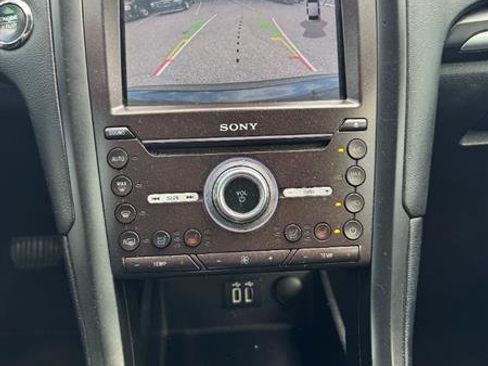 Used 2020 Ford Fusion Titanium image 12