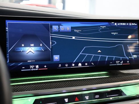 Used 2023 BMW 760i xDrive w/ Executive Package image 29