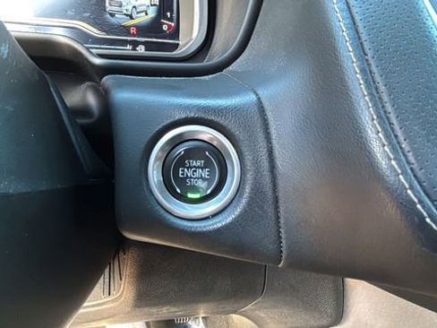 Used 2023 GMC Yukon SLT image 28