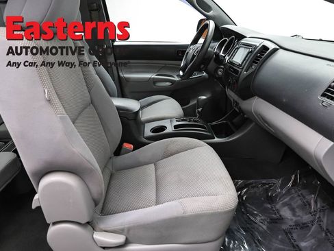 Used 2015 Toyota Tacoma 2WD Access Cab image 22