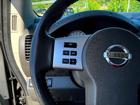 Certified 2019 Nissan Frontier PRO-4X w/ Pro-4x Luxury Package AWD/4WD image 11