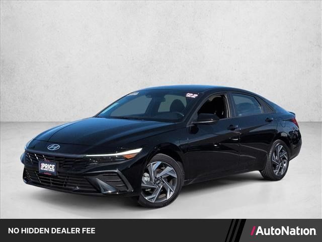 Used 2025 Hyundai Elantra Sport FWD image 1
