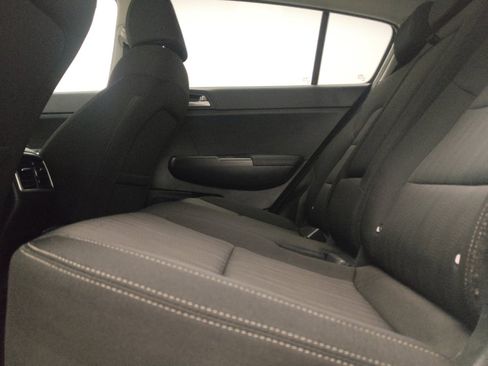 Used 2021 Kia Sportage LX FWD image 18