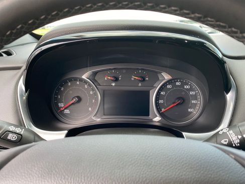 Used 2023 Chevrolet Traverse LT FWD image 30