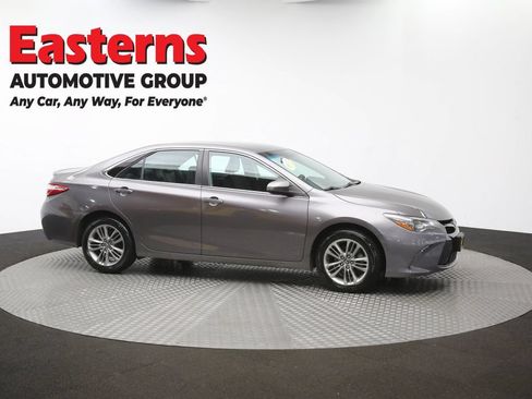 Used 2016 Toyota Camry SE FWD image 46