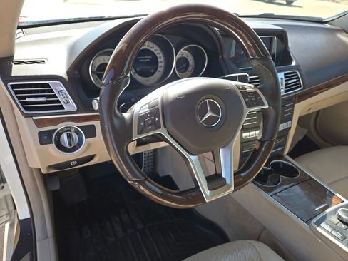 Used 2017 Mercedes-Benz E 400 Cabriolet w/ Premium 2 Package image 9