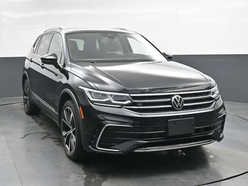 Used 2022 Volkswagen Tiguan SEL R-Line AWD/4WD image 5
