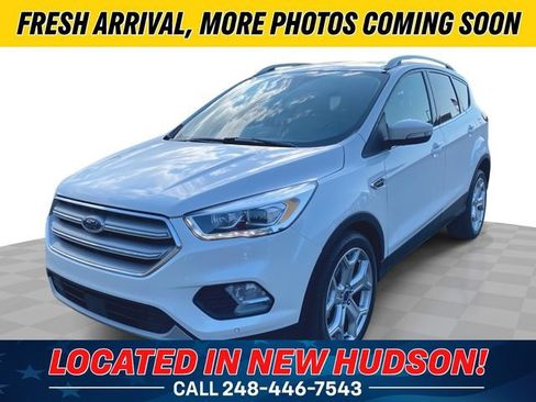 Used 2019 Ford Escape Titanium AWD/4WD image 1