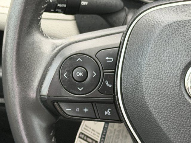 Used 2023 Toyota RAV4 XLE Premium AWD/4WD image 13