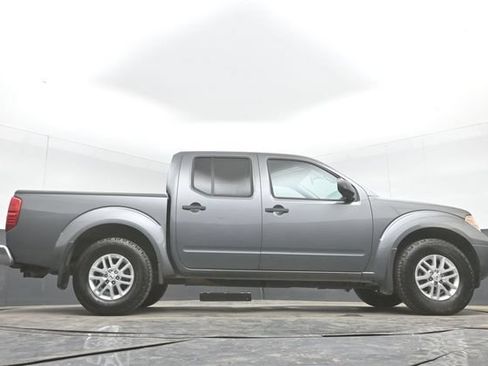 Used 2019 Nissan Frontier SV RWD image 44