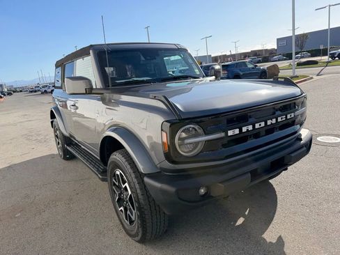 Used 2024 Ford Bronco Outer Banks AWD/4WD image 8