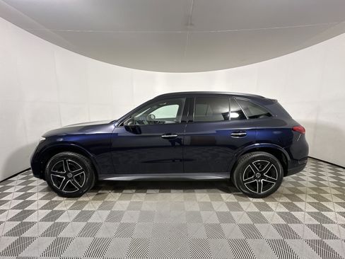 Used 2023 Mercedes-Benz GLC 300 4MATIC image 4