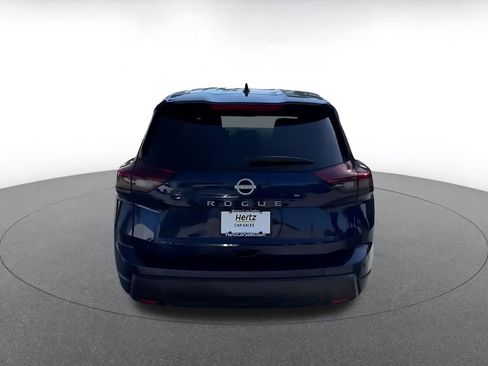 Used 2025 Nissan Rogue SV FWD image 12