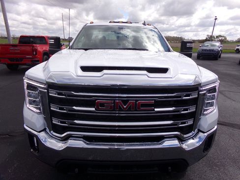 Used 2022 GMC Sierra 2500 SLE w/ SLE Convenience Package AWD/4WD image 8