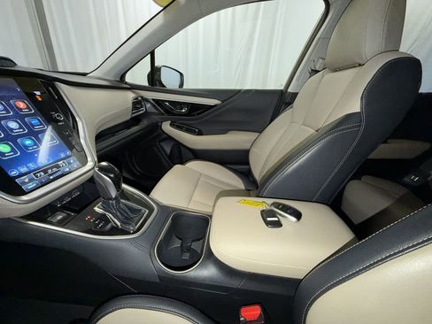 Used 2024 Subaru Outback Limited image 19