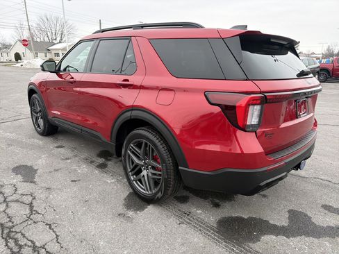 New 2026 Ford Explorer ST-Line w/ ST-Line Street Pack image 6