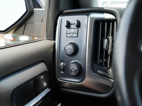 Used 2018 Chevrolet Silverado 1500 LT w/ Texas Edition AWD/4WD image 31