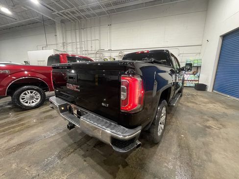 Used 2018 GMC Sierra 1500 SLT w/ SLT Premium Package image 6