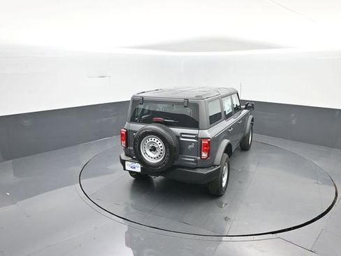 New 2025 Ford Bronco 4-Door image 24