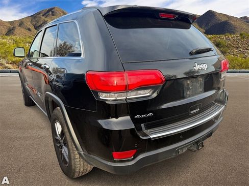 Used 2018 Jeep Grand Cherokee Limited w/ Luxury Group II image 3