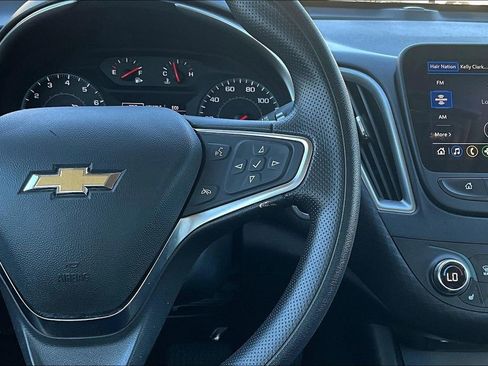 Used 2024 Chevrolet Malibu LT image 12
